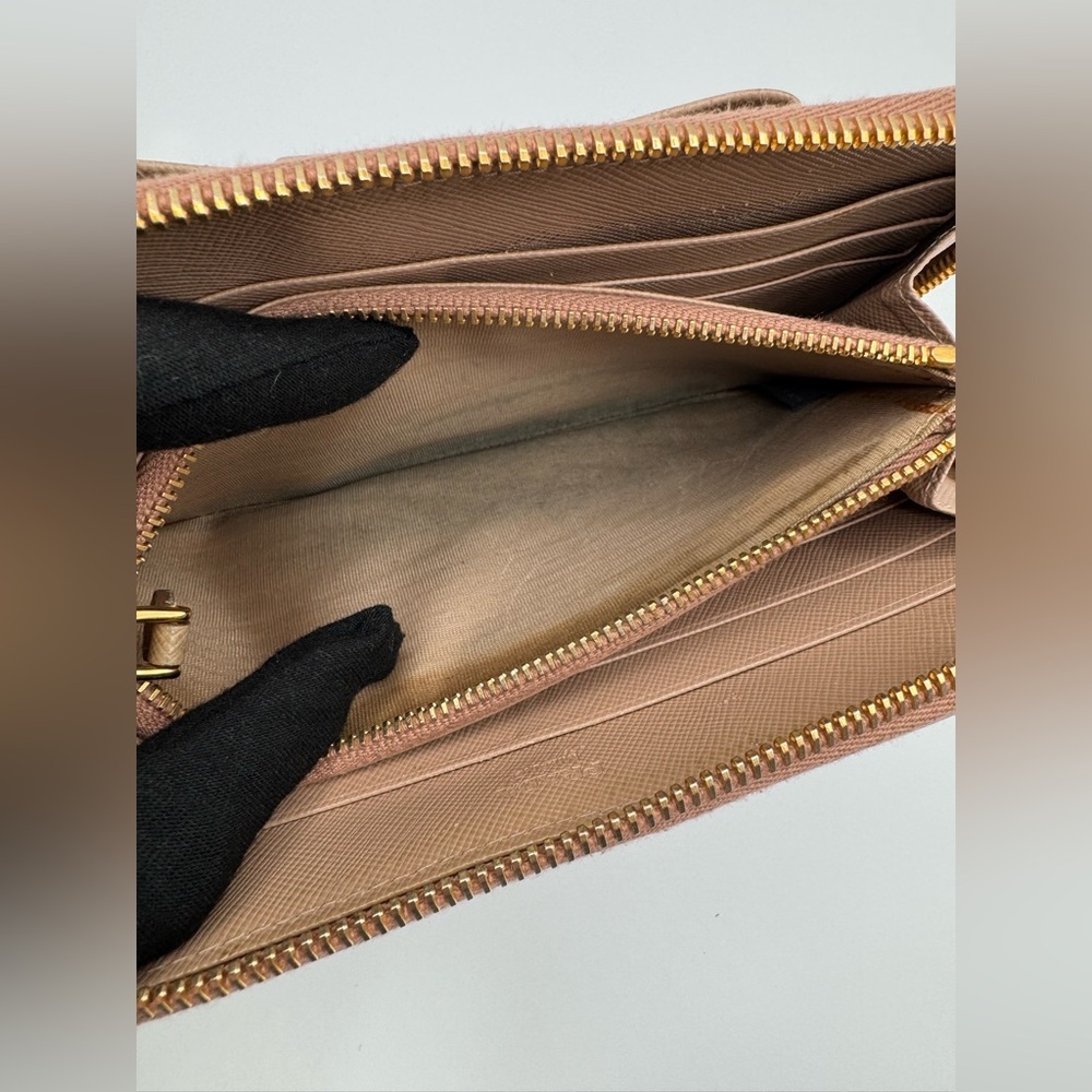 Prada Bow Zip Around Wallet in Beige - Picture 2 of 11